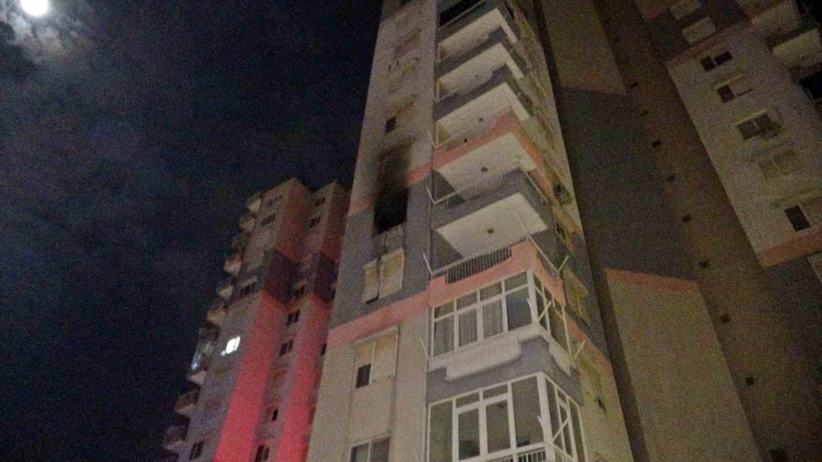 evinde cikan yanginda yaralanan adam 3 ay sonra hayatini kaybetti 0 3UjEEzJP