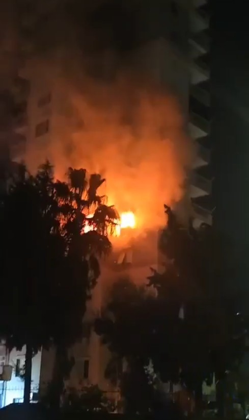 evinde cikan yanginda yaralanan adam 3 ay sonra hayatini kaybetti 5 r4jR13I7