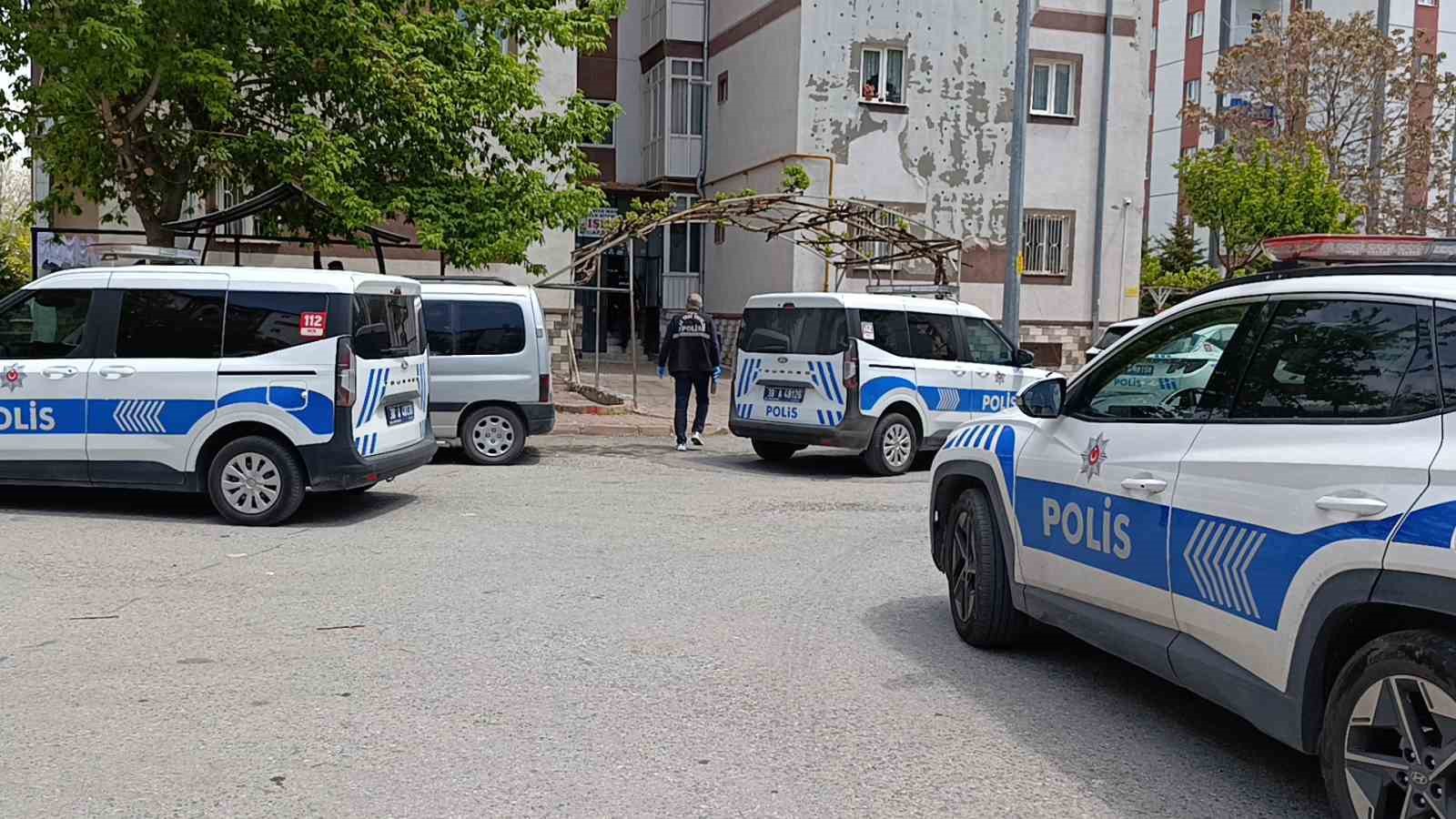 evinde vurulmus halde olu bulundu 1 t6KtptkW