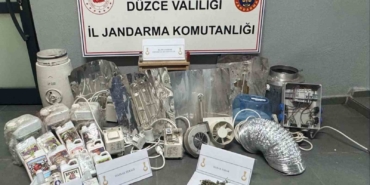 evinin-catisina-kenevir-bahcesi-kuran-1-sahis-yakalandi-zmbECcGZ.jpg