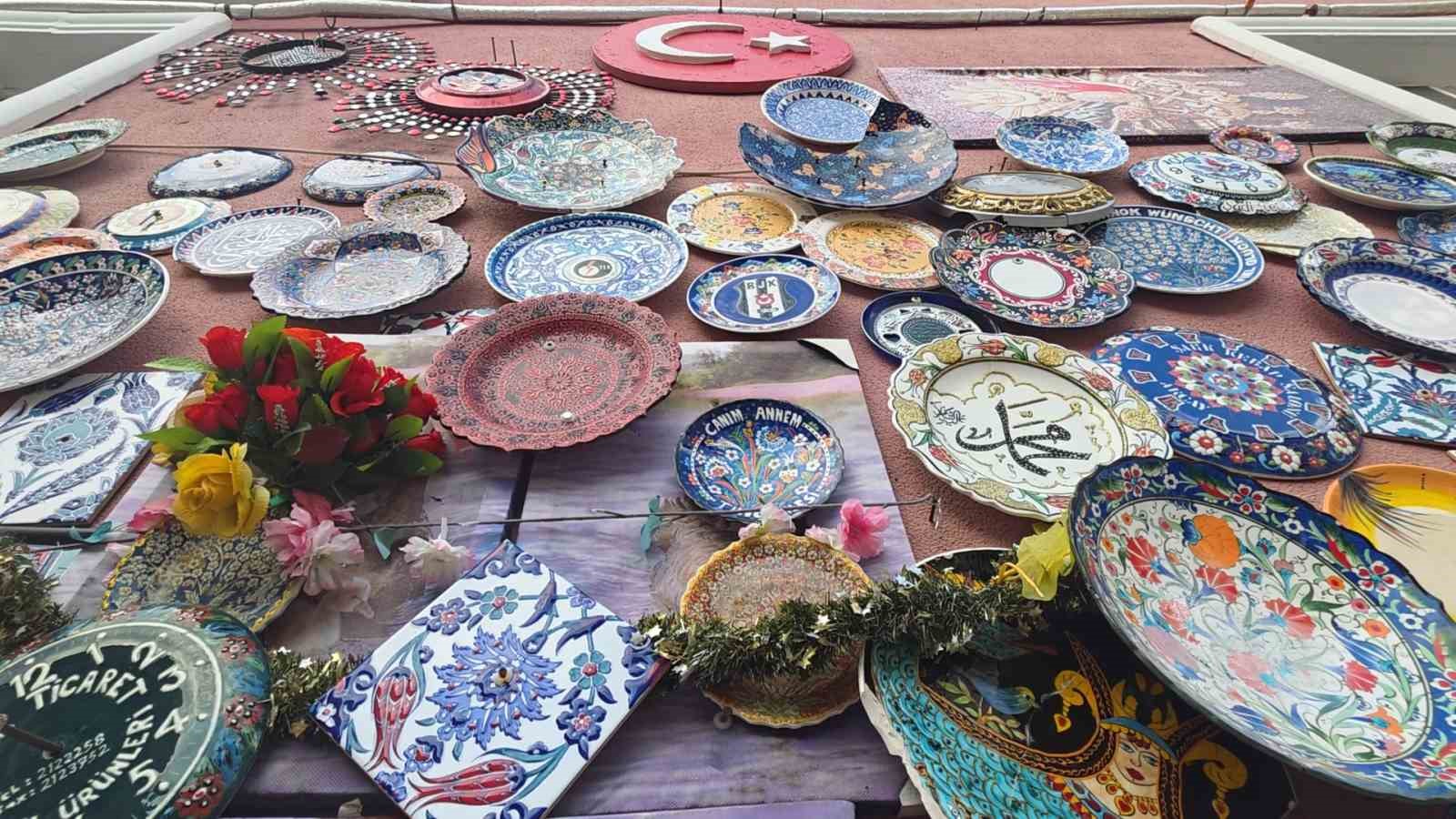 Evinin dış cephesini Kütahya’ya özgü çini tabaklarla kapladı 9 evinin dis cephesini kutahyaya ozgu cini tabaklarla kapladi 5