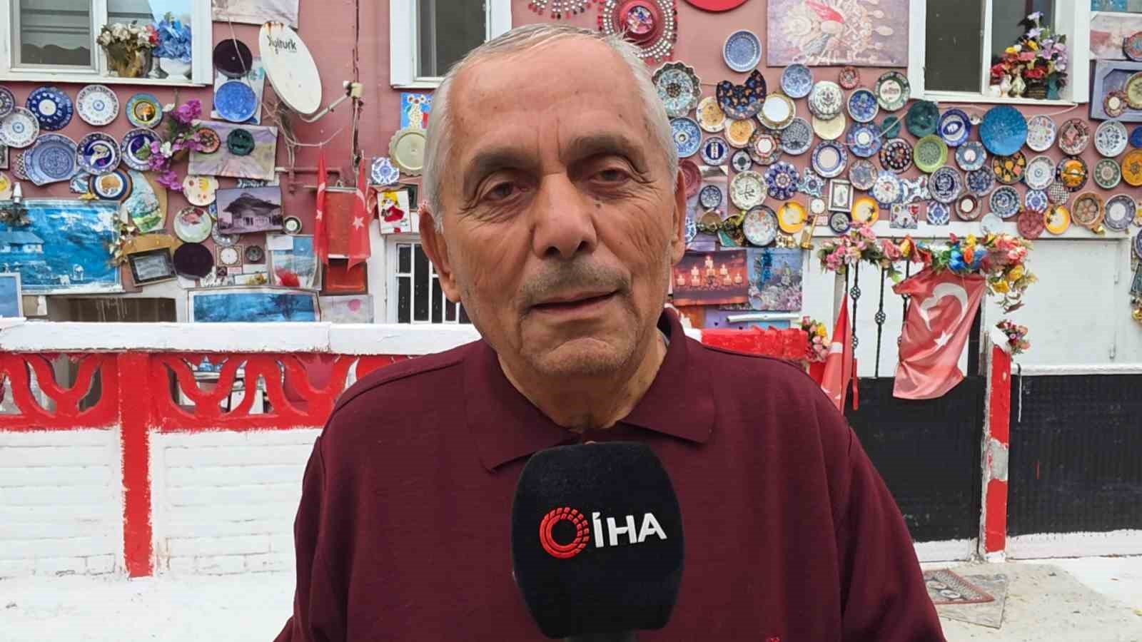 Evinin dış cephesini Kütahya’ya özgü çini tabaklarla kapladı 10 evinin dis cephesini kutahyaya ozgu cini tabaklarla kapladi 6