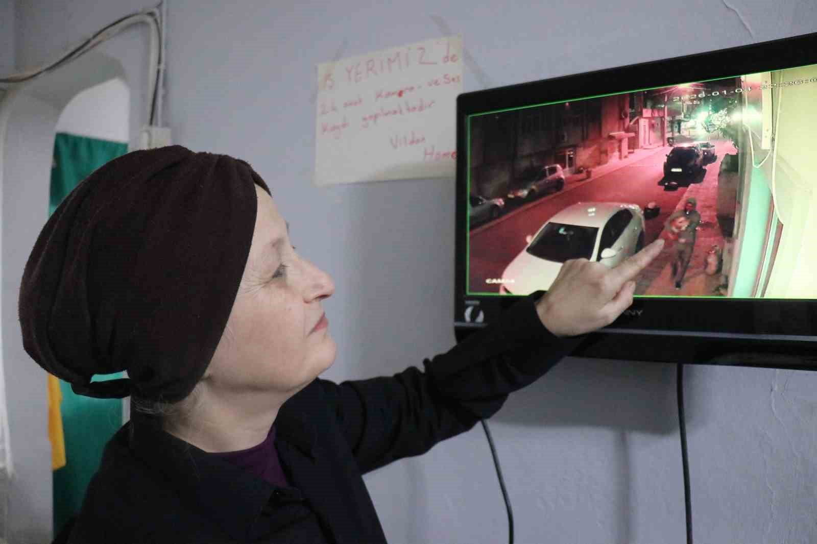 evladi gibi gordugu kopegi calindi saatler sonra polis ekiplerince bulundu 0 i1qM2HdC