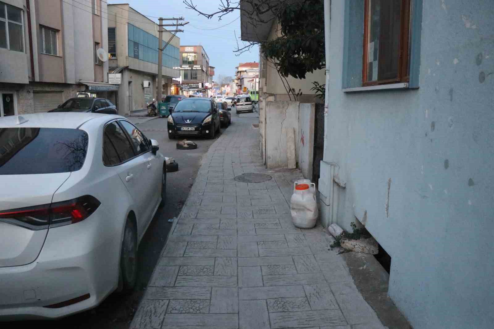 evladi gibi gordugu kopegi calindi saatler sonra polis ekiplerince bulundu 4 Ng7gnpL4