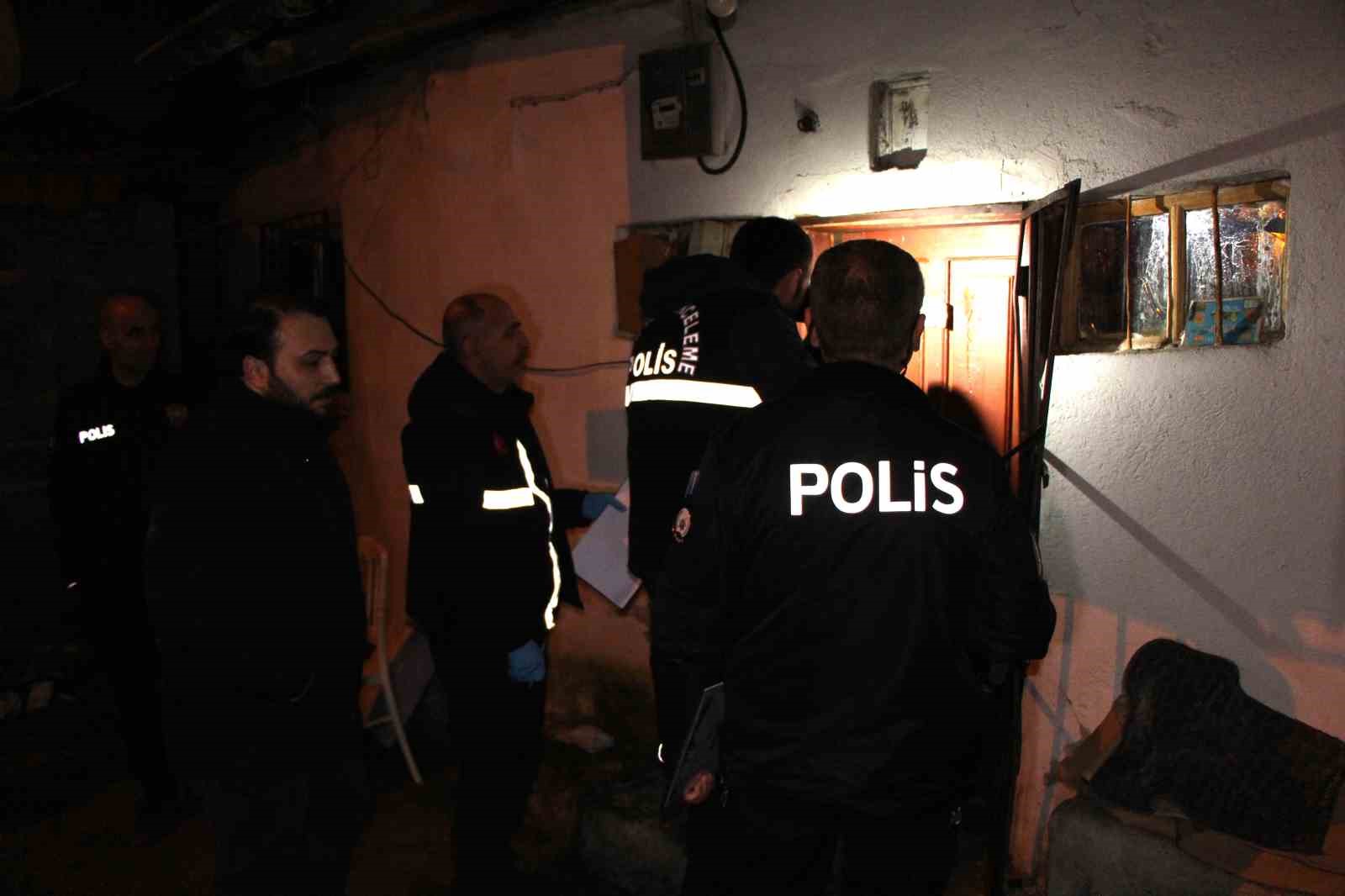 evladina ulasamayan anneden telefon gelince evde oldugu anlasildi 1 ByzBVt7z