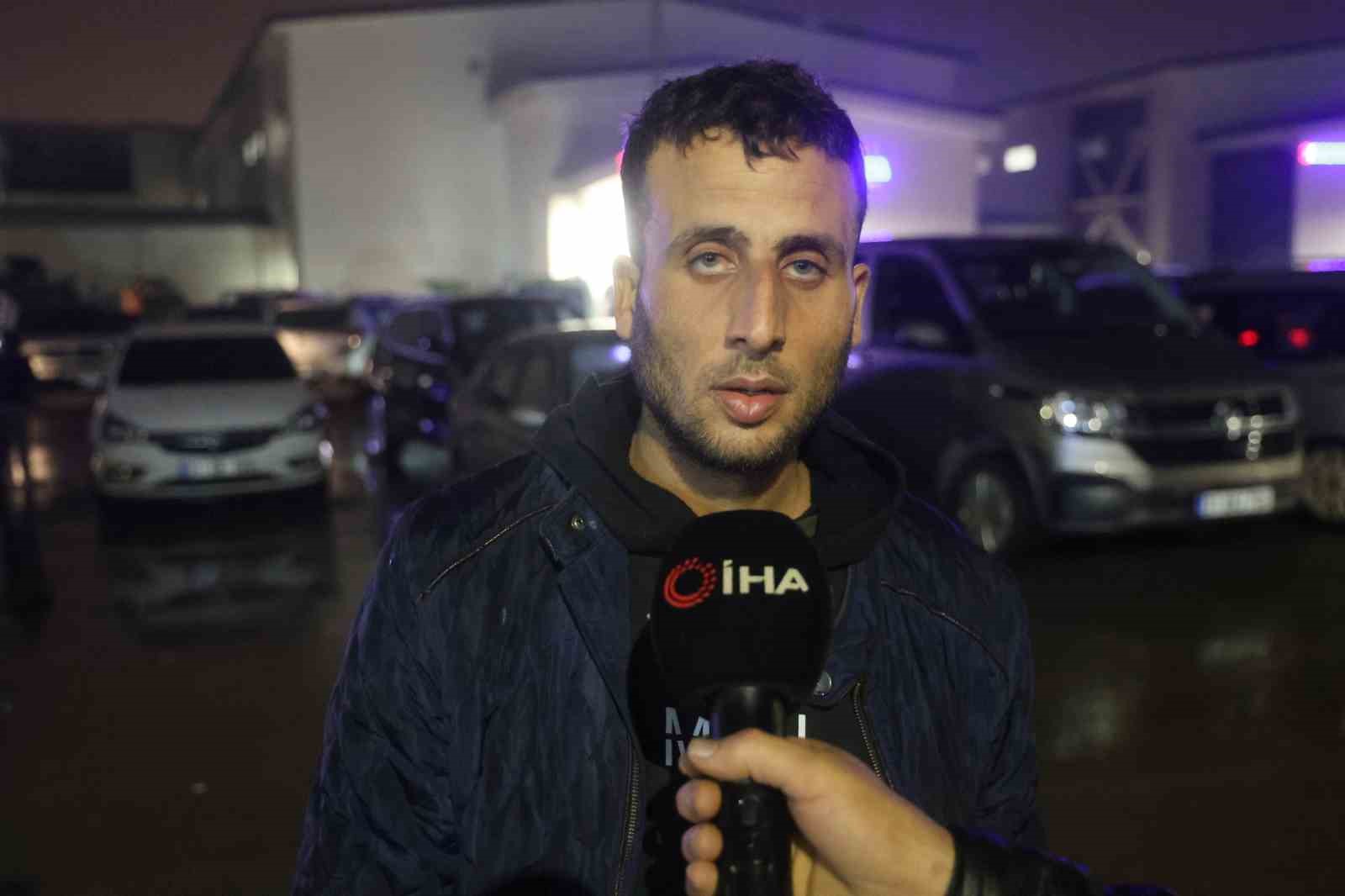 Evladını bulan arama kurtarma görevlisinin alnından öpen baba: "Oğluma bunu yapan caninin en ağır cezayı almasını istiyorum" 5 evladini bulan arama kurtarma gorevlisinin alnindan open baba ogluma bunu yapan caninin en agir TEbs7YUa