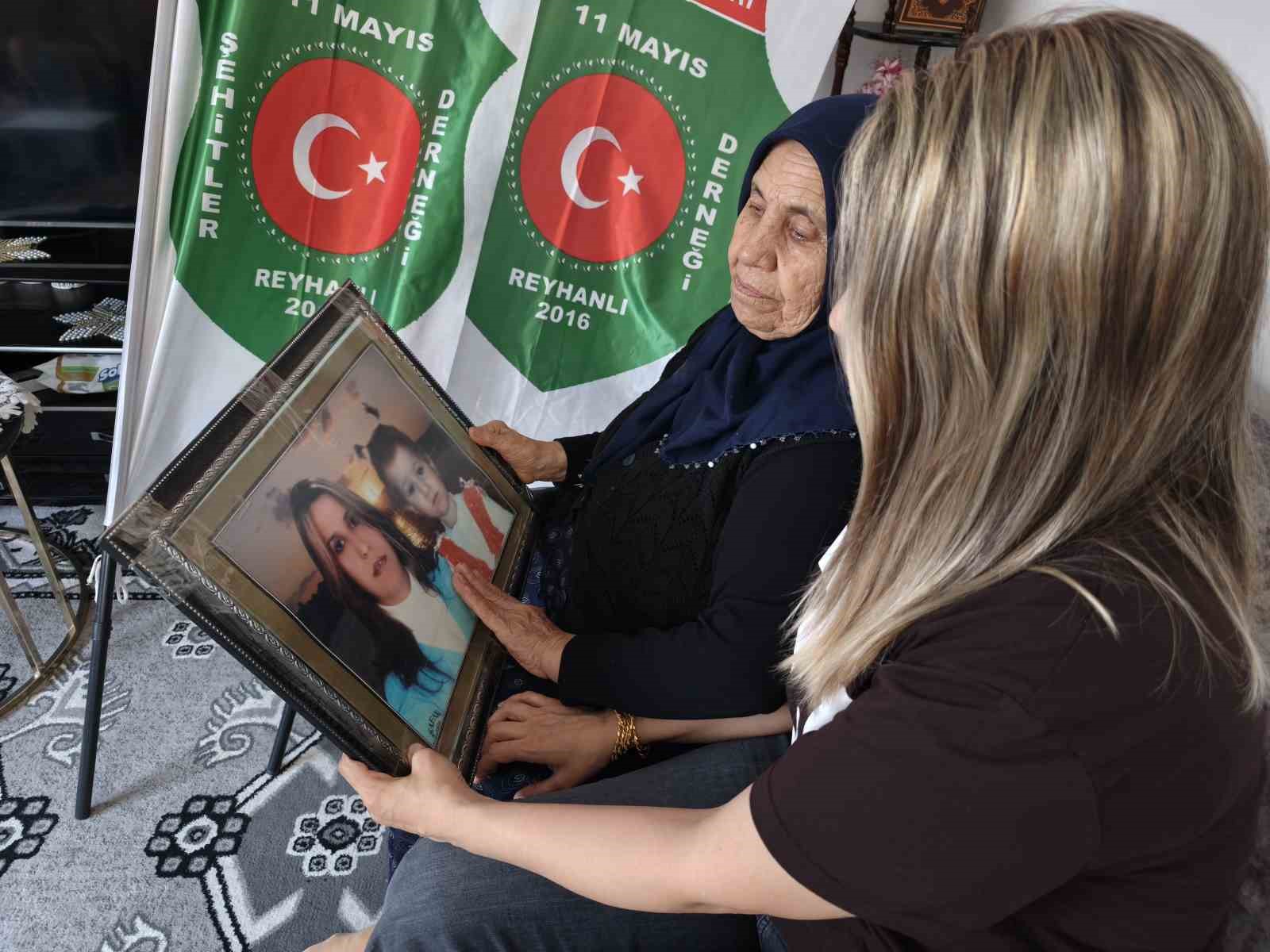 Evlatlarını Reyhanlı patlamasında kaybeden anne ve kızı 13 yıldır aynı acıyla yaşıyor 7 evlatlarini reyhanli patlamasinda kaybeden anne ve kizi 13 yildir ayni aciyla yasiyor 3 IuAwXtGW