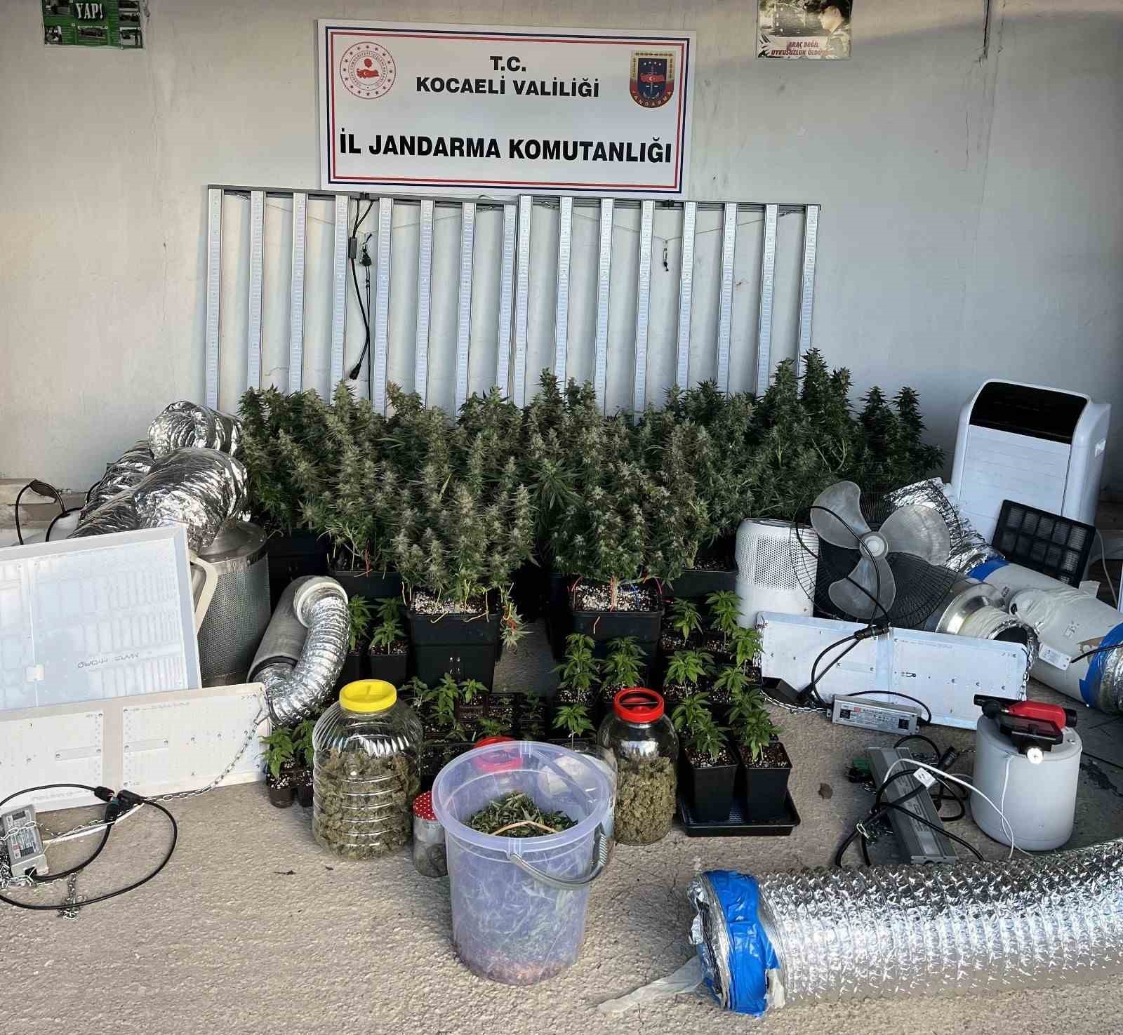 evleri uyusturucu serasina tuvaletleri laboratuvara cevirmisler 36 gozalti 4
