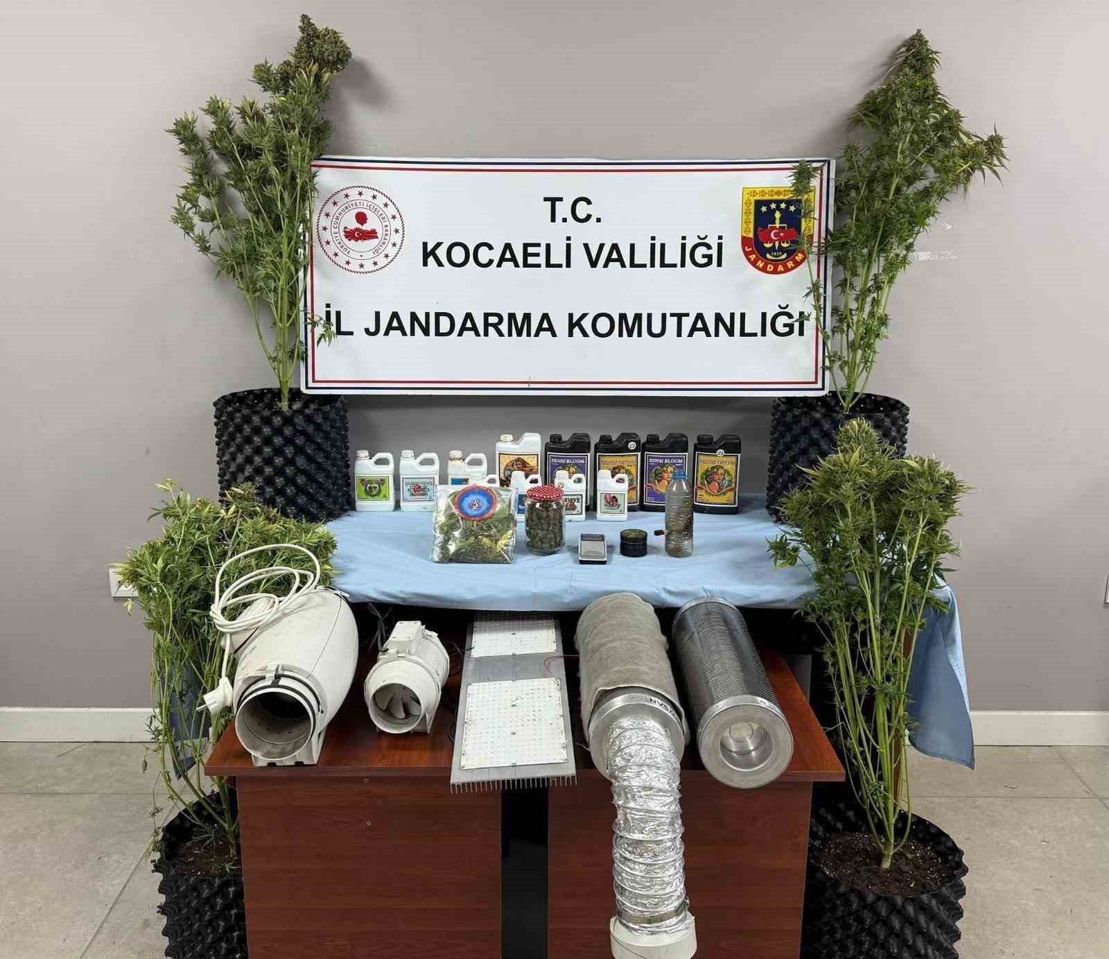 evleri uyusturucu serasina tuvaletleri laboratuvara cevirmisler 36 gozalti 6 UfpSitTl