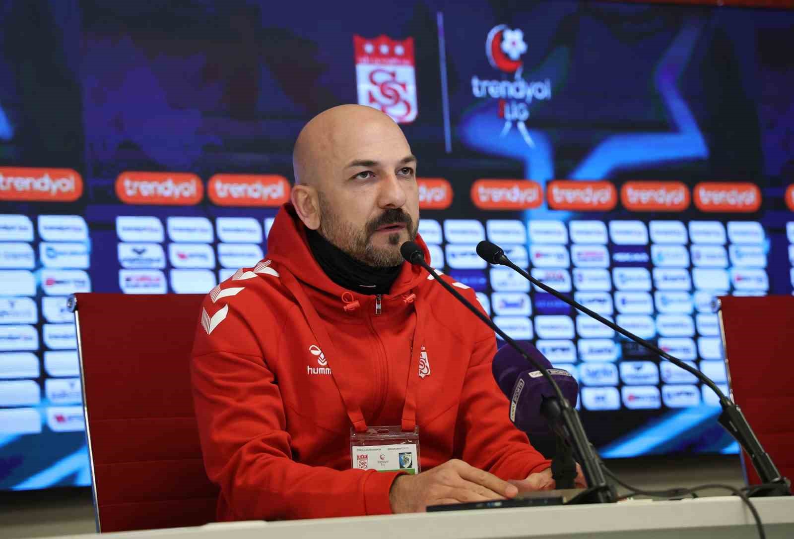 evren otyakmaz hak etmedigimiz bir yenilgi aldik 0 K8nVsar8