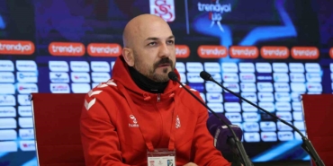 evren-otyakmaz-hak-etmedigimiz-bir-yenilgi-aldik-jpUALVuD.jpg