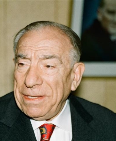 alpaslan türkeş