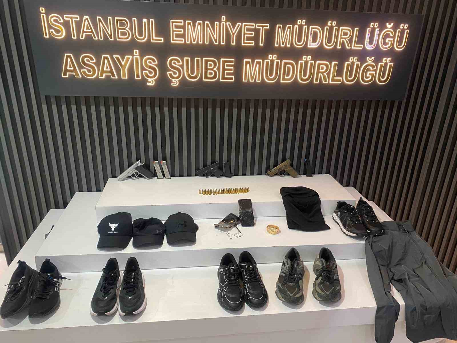 eyupsultanda kuyumcudan milyonlarca liralik altin calan 8 supheli adliyeye sevk edildi 0 AuAH7iqm