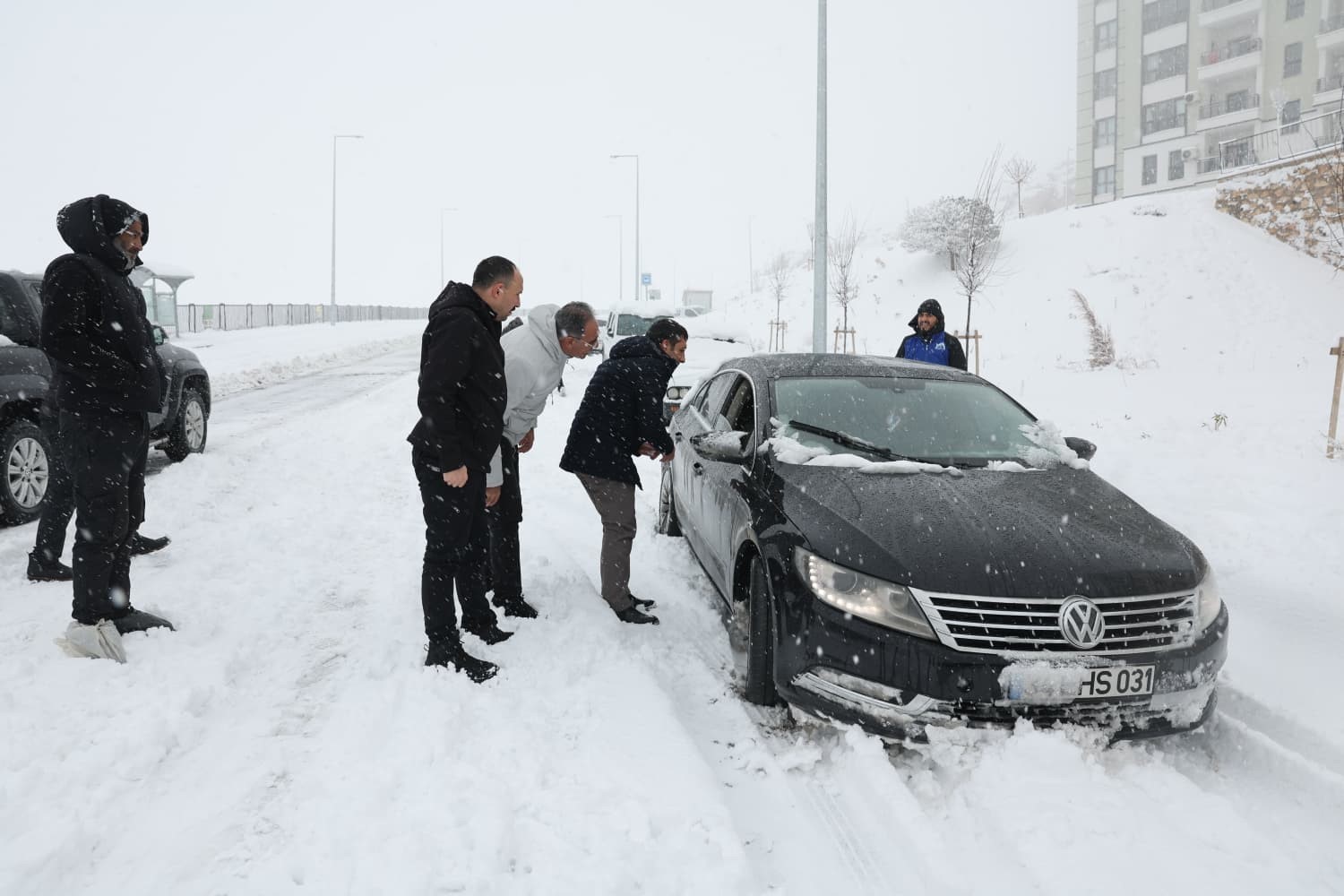 eyyubiye belediyesi ekiplerinden kar mesaisi 5