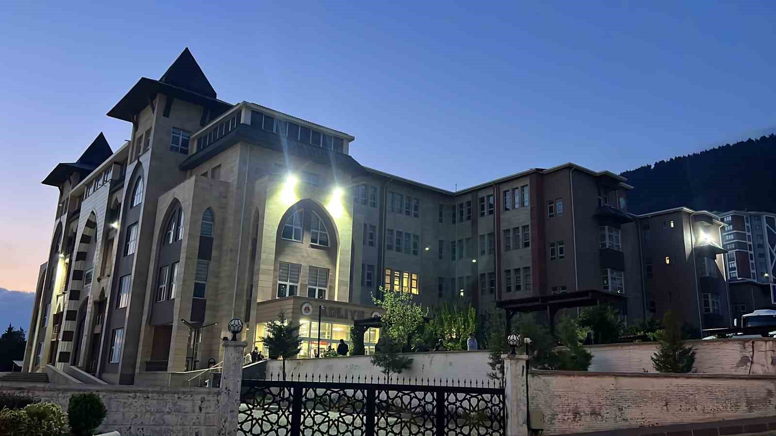 Ezgi Apartmanı davasına devam edildi 4 ezgi apartmani davasina devam edildi 0 T6SMItlG