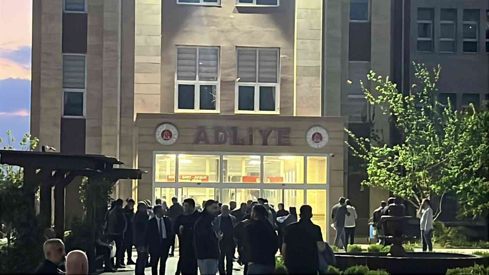 Ezgi Apartmanı davasına devam edildi 5 ezgi apartmani davasina devam edildi 1 N1uuHyjW