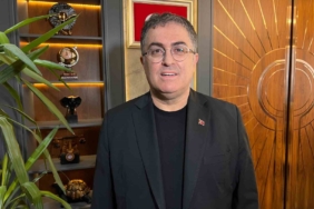 Fırtınada kırılan cam 6’ncı kattan vatandaşın üzerine düştü 1 thumbnail