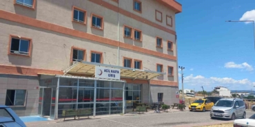 ezinede-hastane-tuvaletinde-poset-icinde-bebek-cesedi-bulundu-BNhym5d1.jpg
