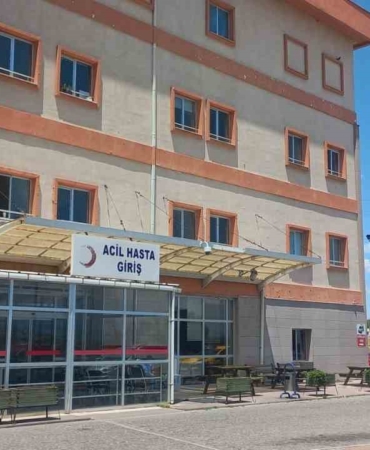 ezinede-hastane-tuvaletinde-poset-icinde-bebek-cesedi-bulundu-BNhym5d1.jpg