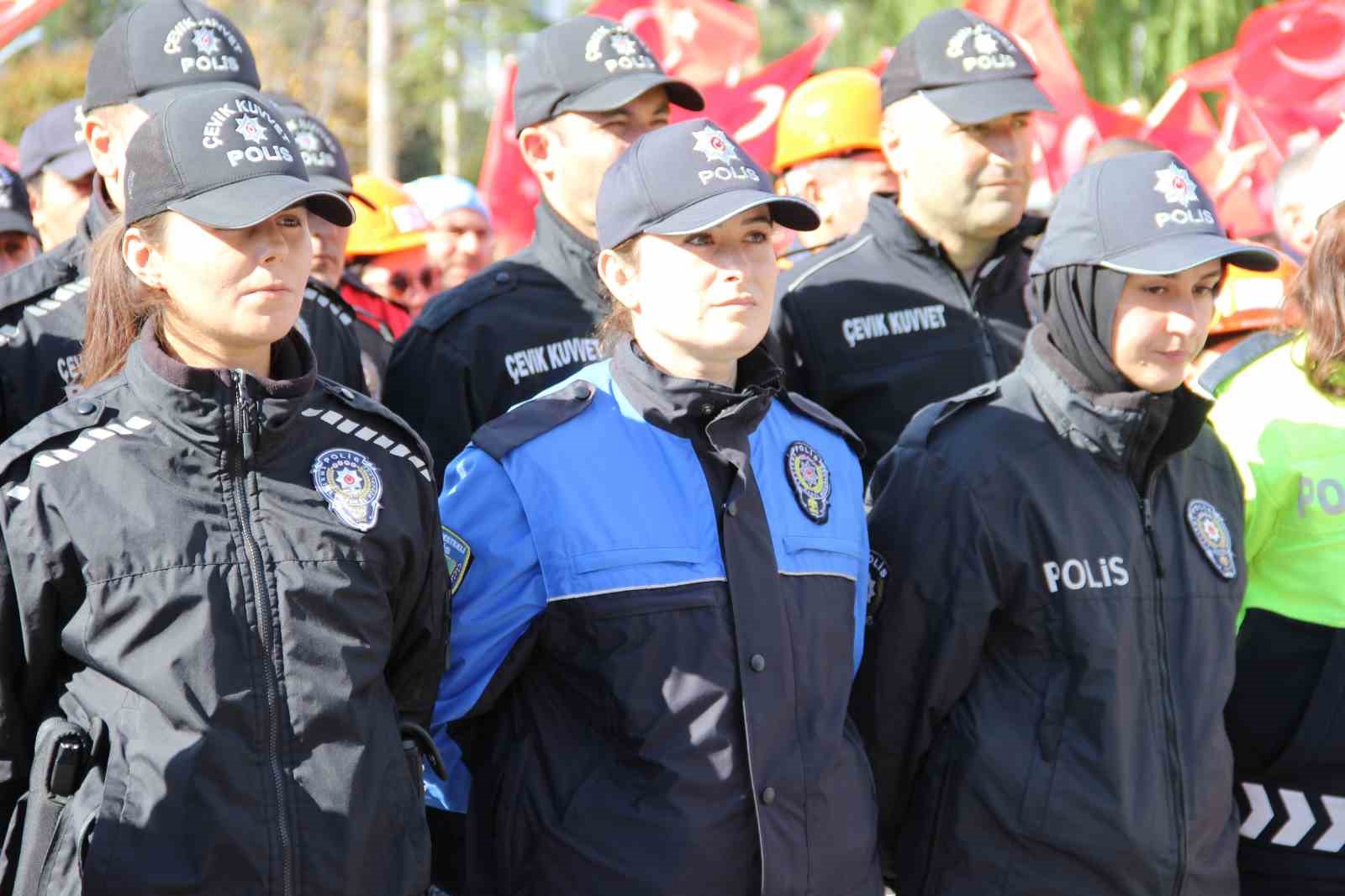 f 16lar corumda nefes kesti 10 zpaarwlQ