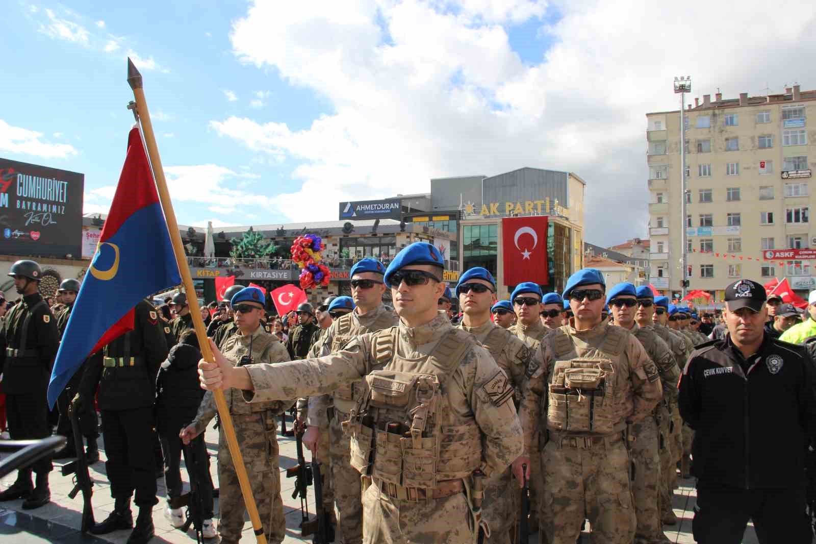 f 16lar corumda nefes kesti 9