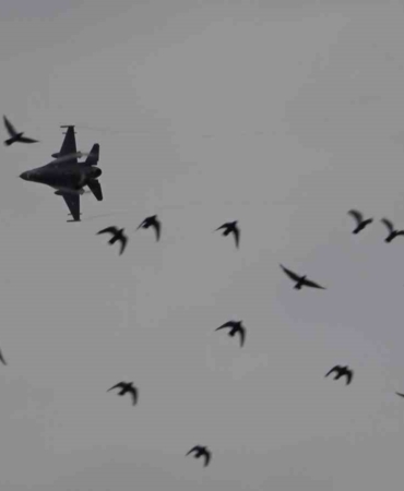 f-16lardan-nefes-kesen-gosteri-AECIHxPF.jpg