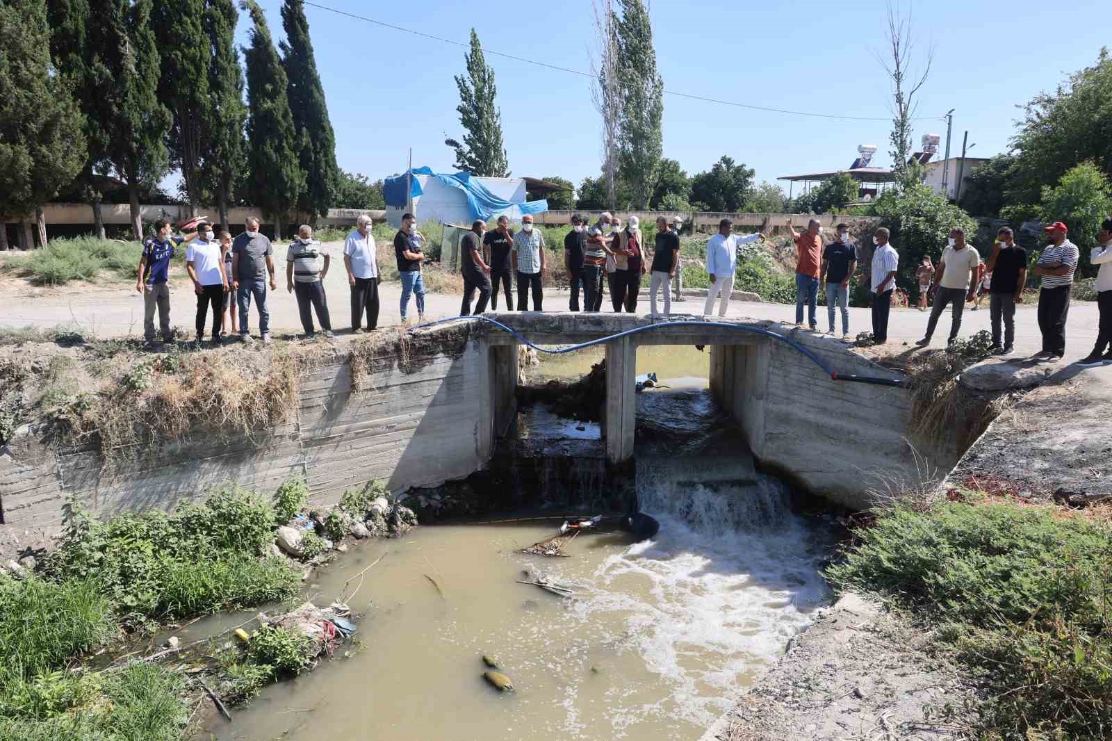 fabrika atiklarinin birakilmasiyla yillar icinde copluk haline gelen derenin kokusu vatandaslar canindan bezdirdi 0 2RWrn2WC