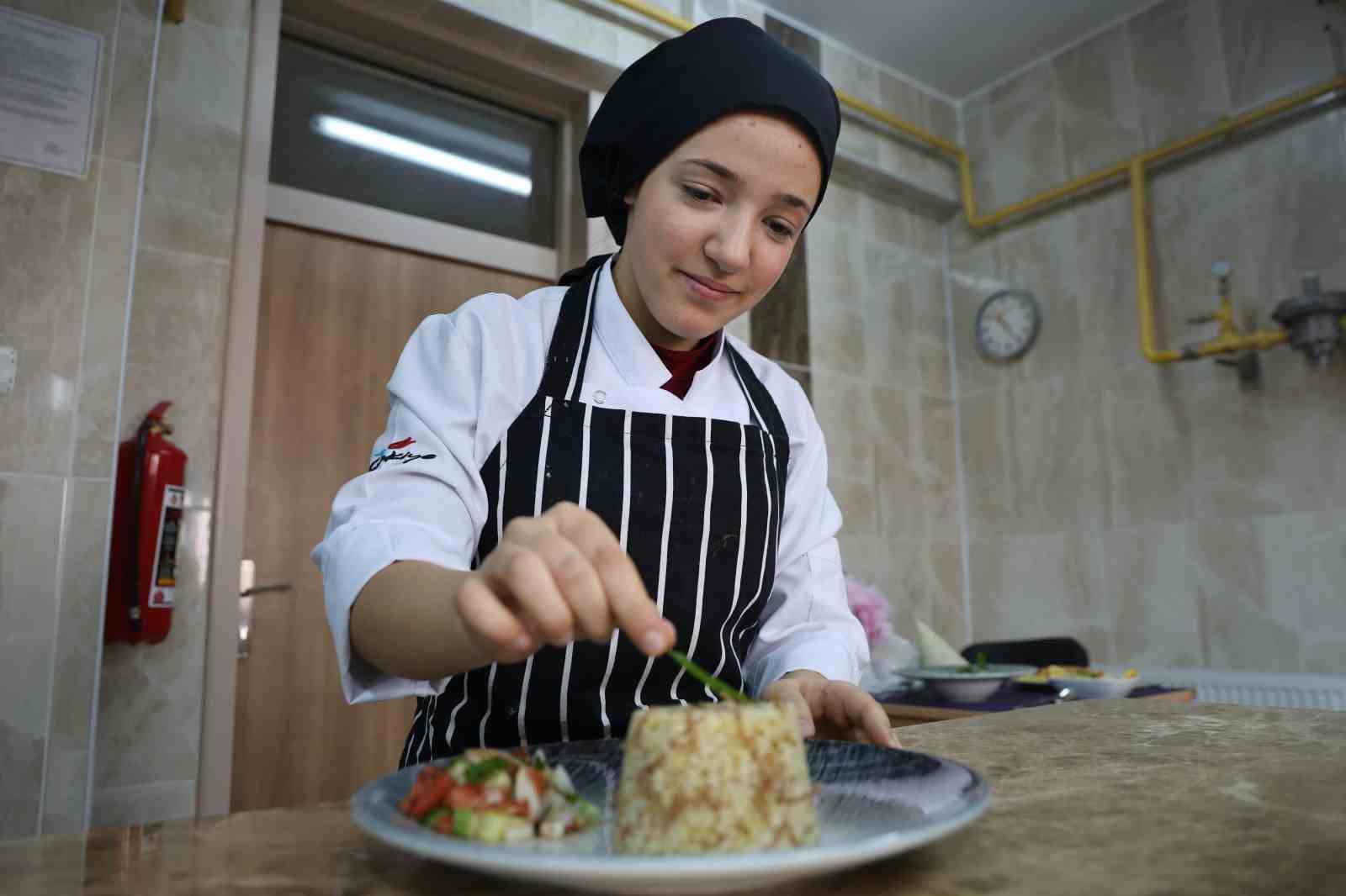 fabrika gibi lise bir yilda 19 milyon ciro 1 JZUUwLIw