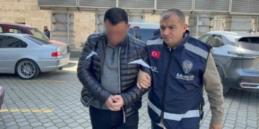 fabrika-mudurunun-evinde-cephanelik-gibi-silah-ve-malzeme-cikti-DFi4Lz9g.jpg