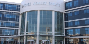 fabrika-onunde-kiz-arkadasini-olduren-saniga-indirim-uygulanmadi-NdnxtSq1.jpg