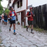 farkli-ulkelerden-sporcular-safranbolunun-tarihi-sokaklarinda-yarisiyor-u9MMvTRT.jpg