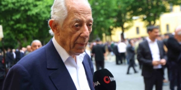 faruk-suren-dursun-ozbeke-destek-olmamiz-yardimci-olmaya-calismamiz-lazim-OvuNuws9.jpg