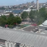 fatih-eminonunde-bulunan-bir-is-yerinde-yangin-cikti-7HUxSKa8.jpg