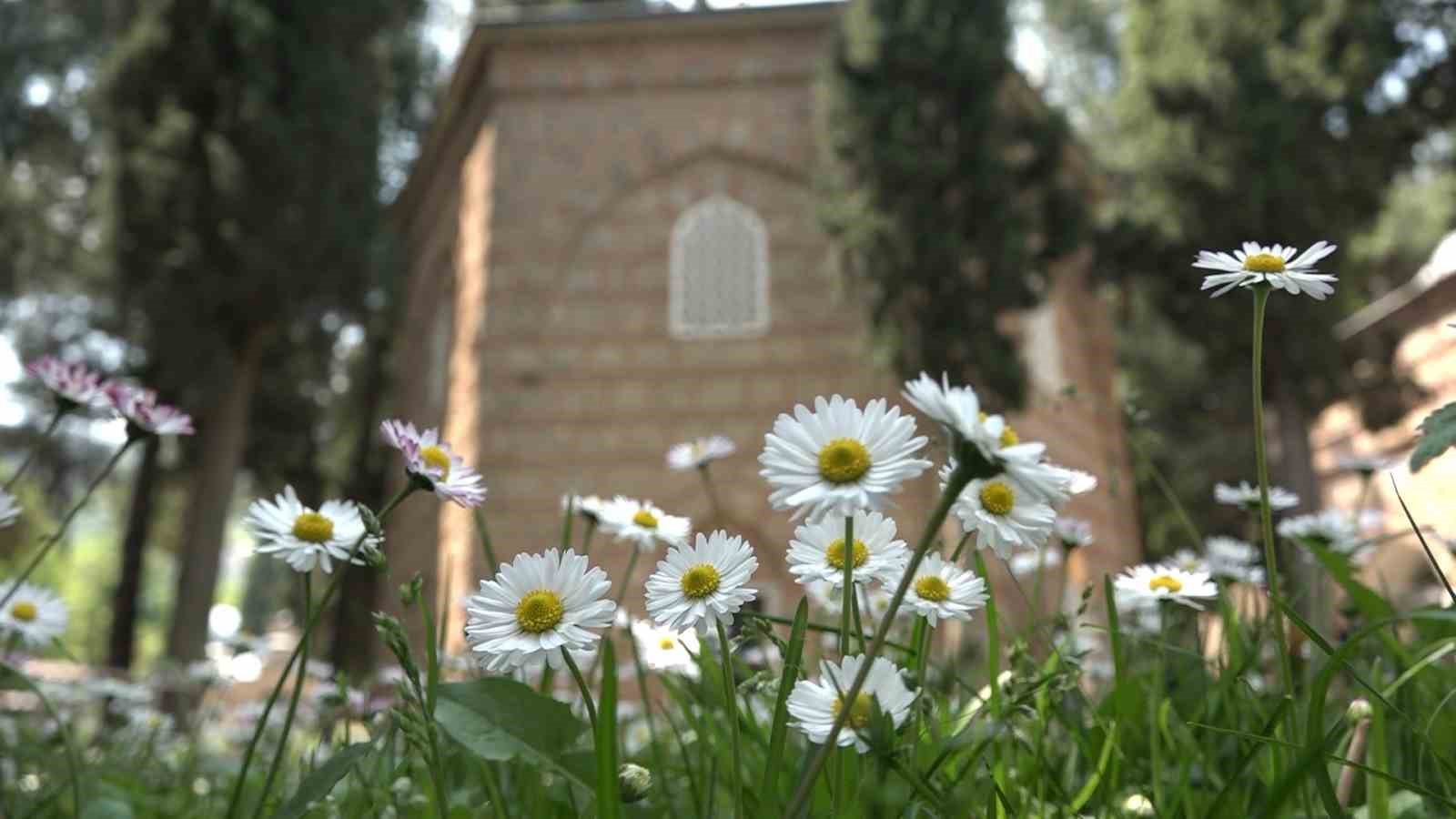 fatih sultan mehmedin annesi huma hatun dualarla yad edildi 3 mwu6Mm62