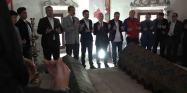 fatih-sultan-mehmedin-annesi-huma-hatun-dualarla-yad-edildi-jrjCBkbr.jpg