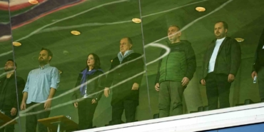 fatih-terim-levent-sahini-ilk-macinda-yalniz-birakmadi-3rvTF6Iq.jpg