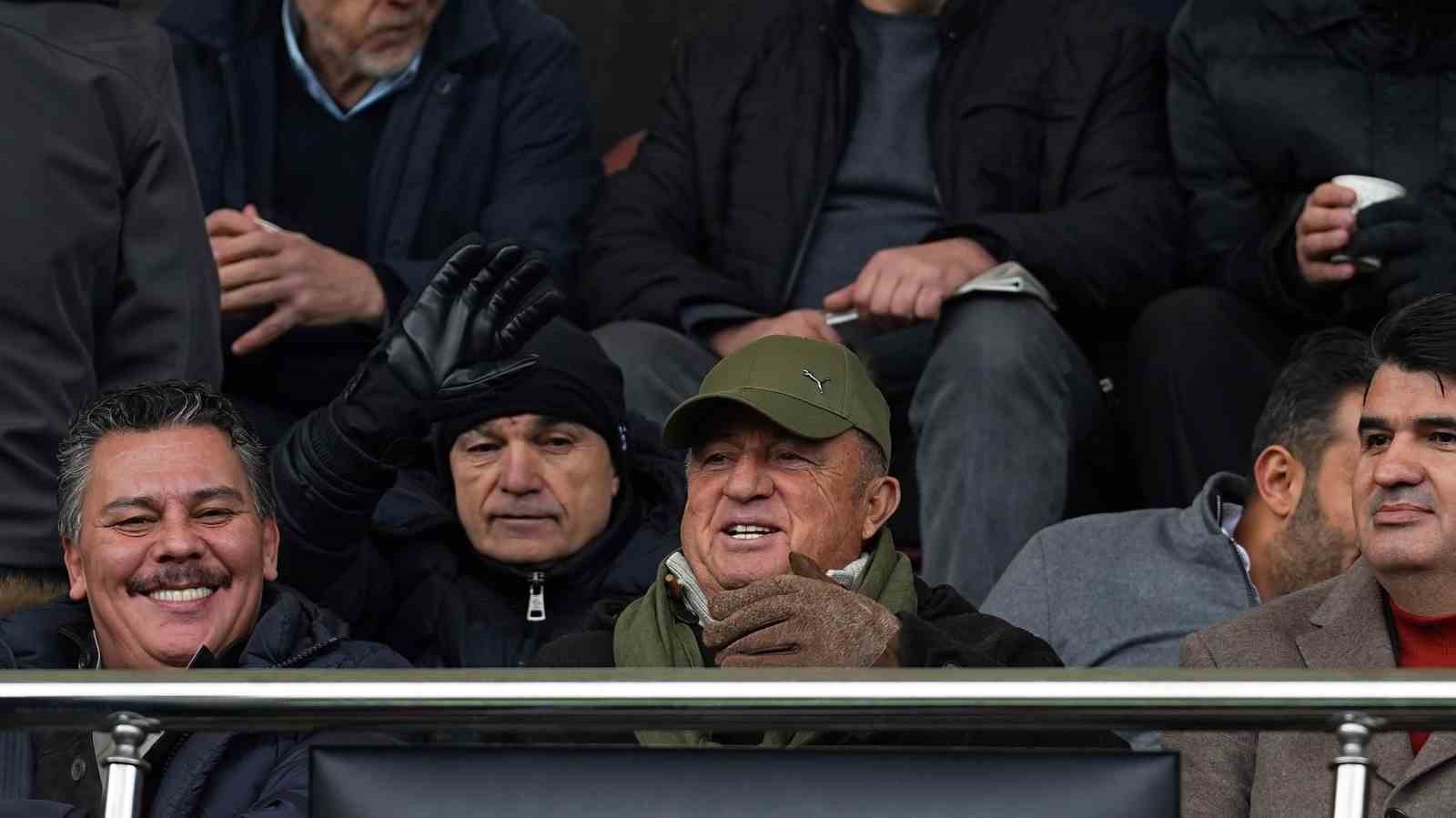 fatih terim sariyer bodrum fk macini tribunden izledi 1 j43QWmkG