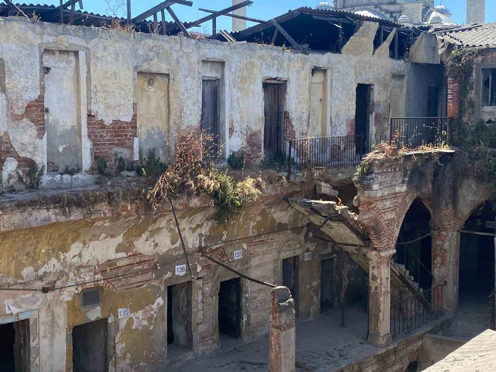 Fatih’in tarihi hafızası Şekerci Han yeniden ayağa kaldırılıyor, çalışmaların 2029’da bitmesi hedefleniyor 9 fatihin tarihi hafizasi sekerci han yeniden ayaga kaldiriliyor calismalarin 2029da bitmesi hedefleniyor 5 HddhuQEZ