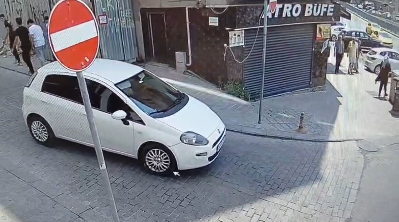 fatihte aractan cantayi boyle caldilar 1 vRqTJz4Y