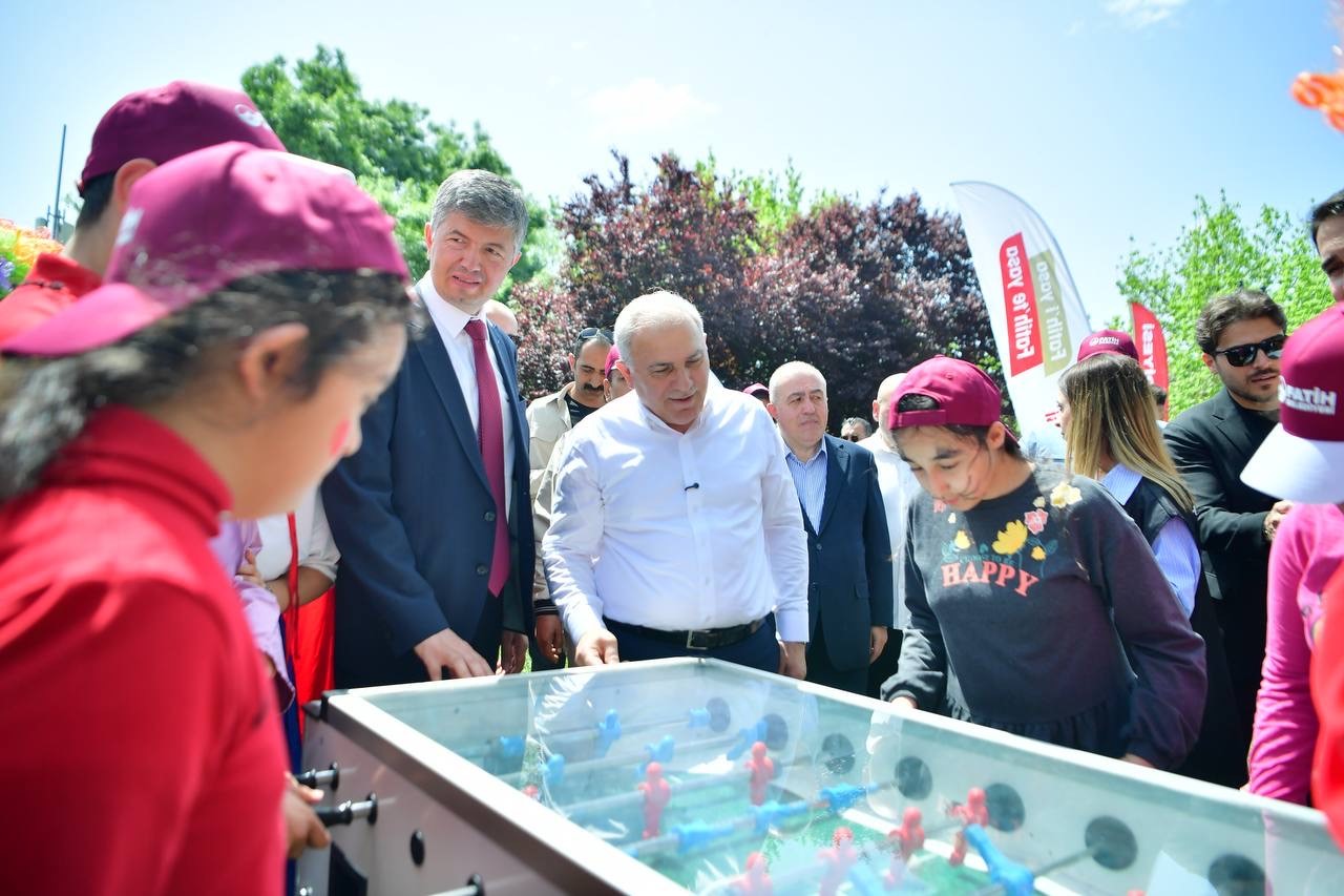 Fatih’te Geleneksel Engelsiz Spor ve Eğlence Şenliği’nin 10’uncusu coşkuyla karşılandı 4 fatihte geleneksel engelsiz spor ve eglence senliginin 10uncusu coskuyla karsilandi 0 9EqbDLNn