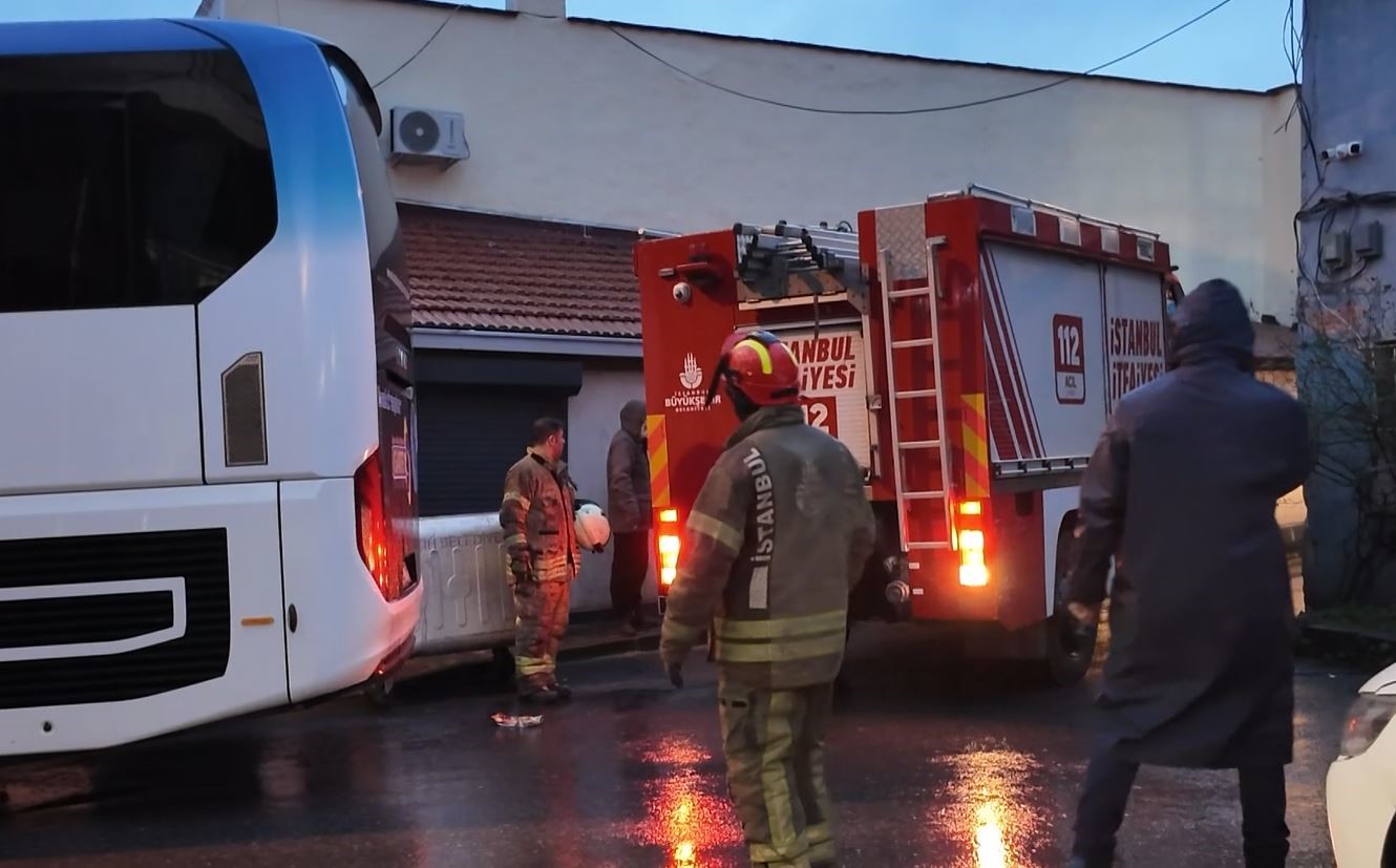 fatihte istinat duvari coktu 2 JkzrtE8M
