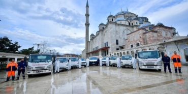 fatihteki-camiler-ramazan-oncesi-gul-suyuyla-yikandi-NbFnGg3i.jpg