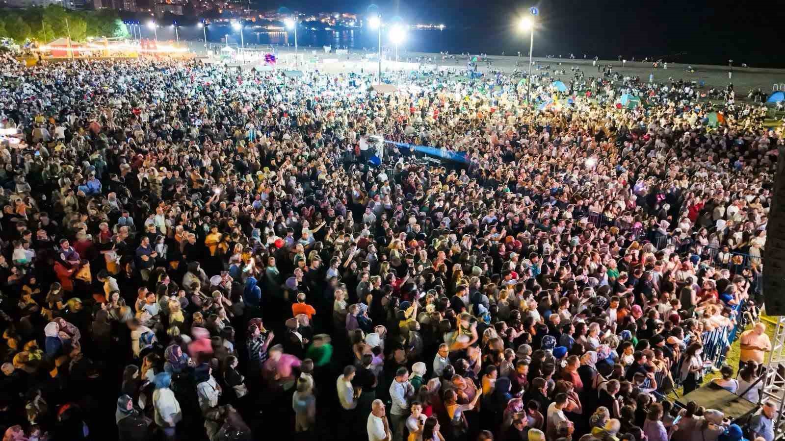 Fatsa’da 8 gün süren 13. Çınar Festivali tamamlandı 8 fatsada 8 gun suren 13 cinar festivali tamamlandi 4 EHr4FUsU
