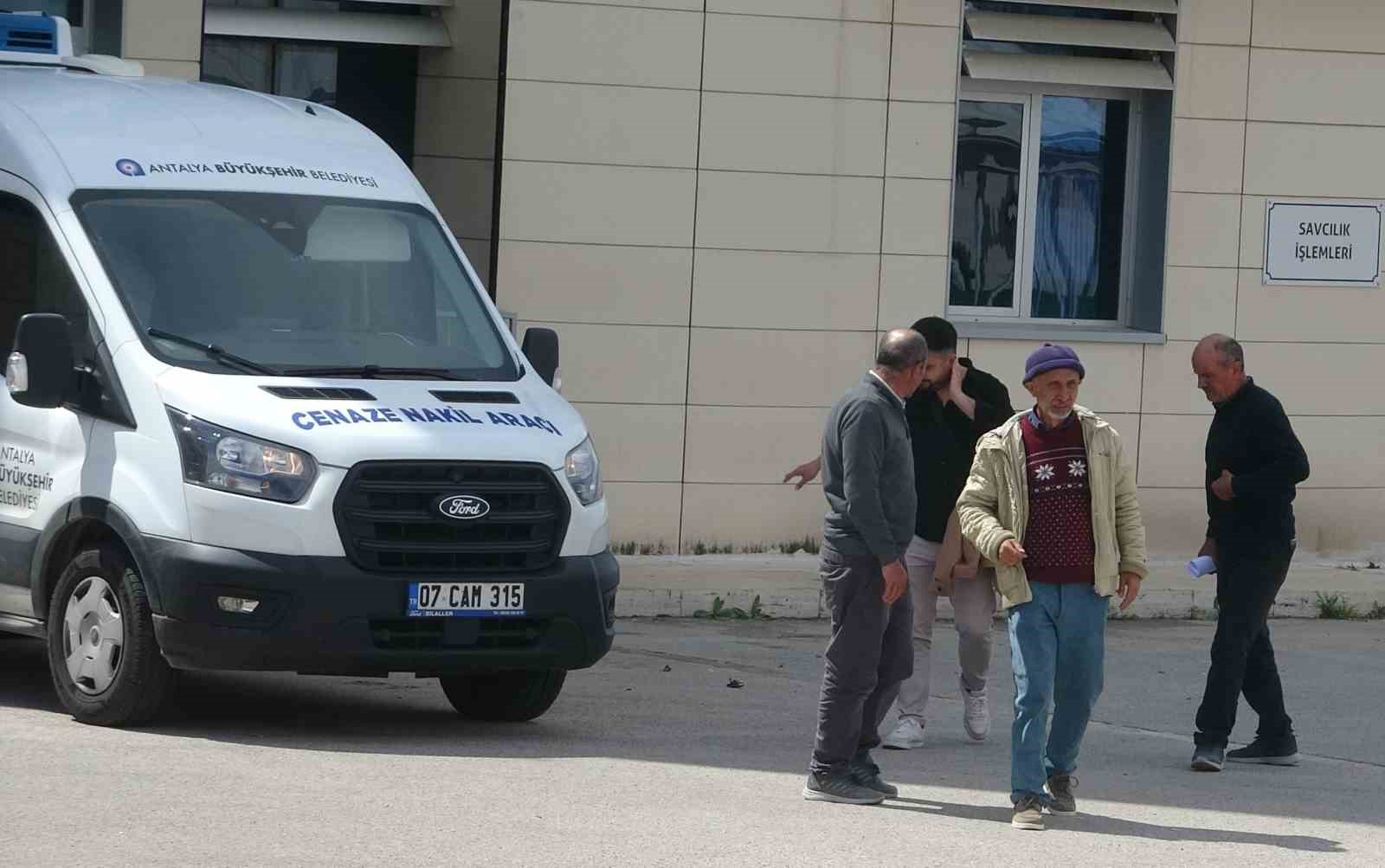 feci kazada hayatini kaybeden genclerin cenazeleri gozyaslari icinde teslim alindi 5 Kj1ZYepm
