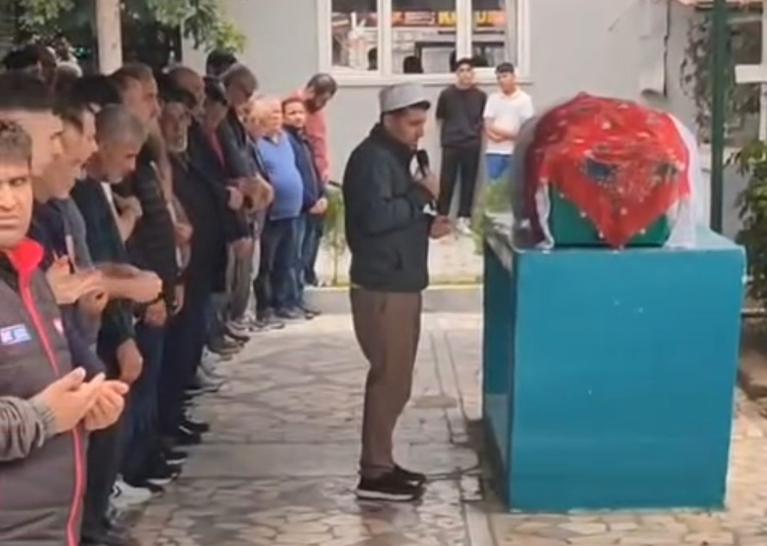 feci kazada hayatini kaybeden kiz gelinlik ve duvakla ugurlandi 3