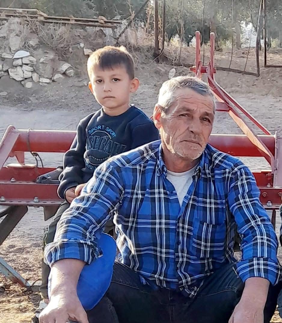 feci kazada yasamini yitiren baba ogul ve torun topraga verildi 8