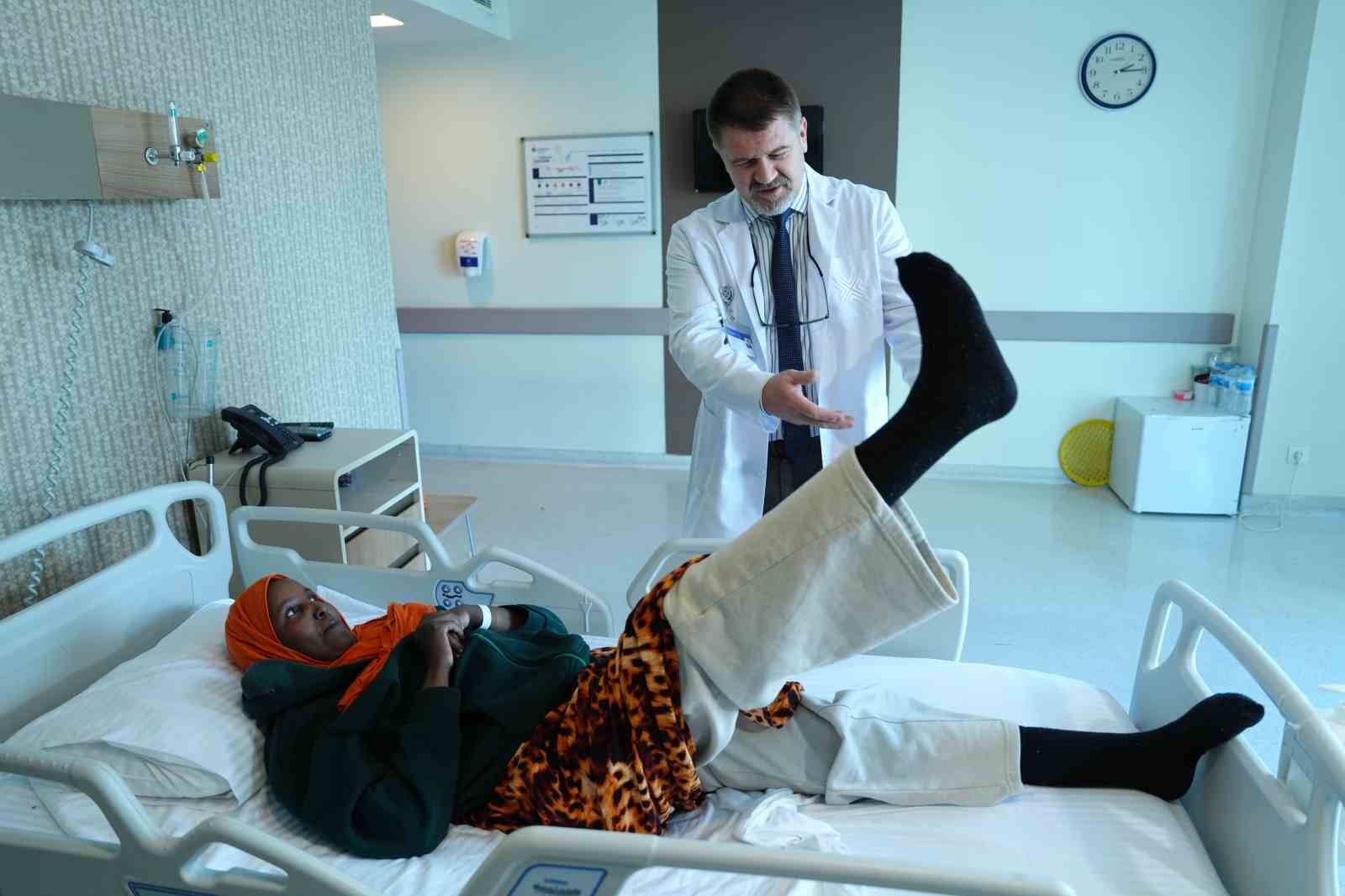 felcli olarak geldi ilk adimlarini turkiyede atti 1 RuNdSLnU