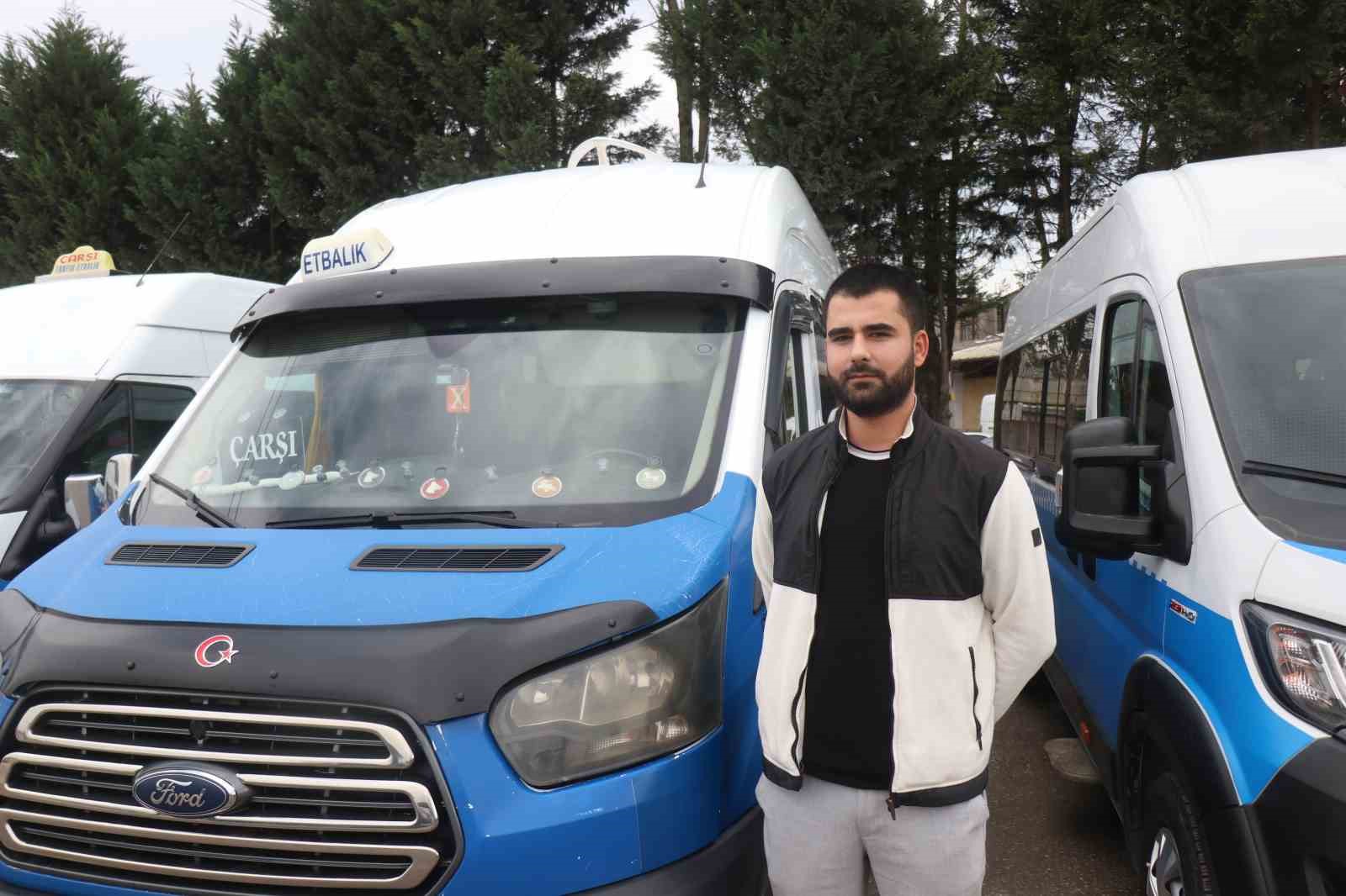 fenalasan yolcu icin direksiyonu hastaneye kirdi 3 8ACUi3mV