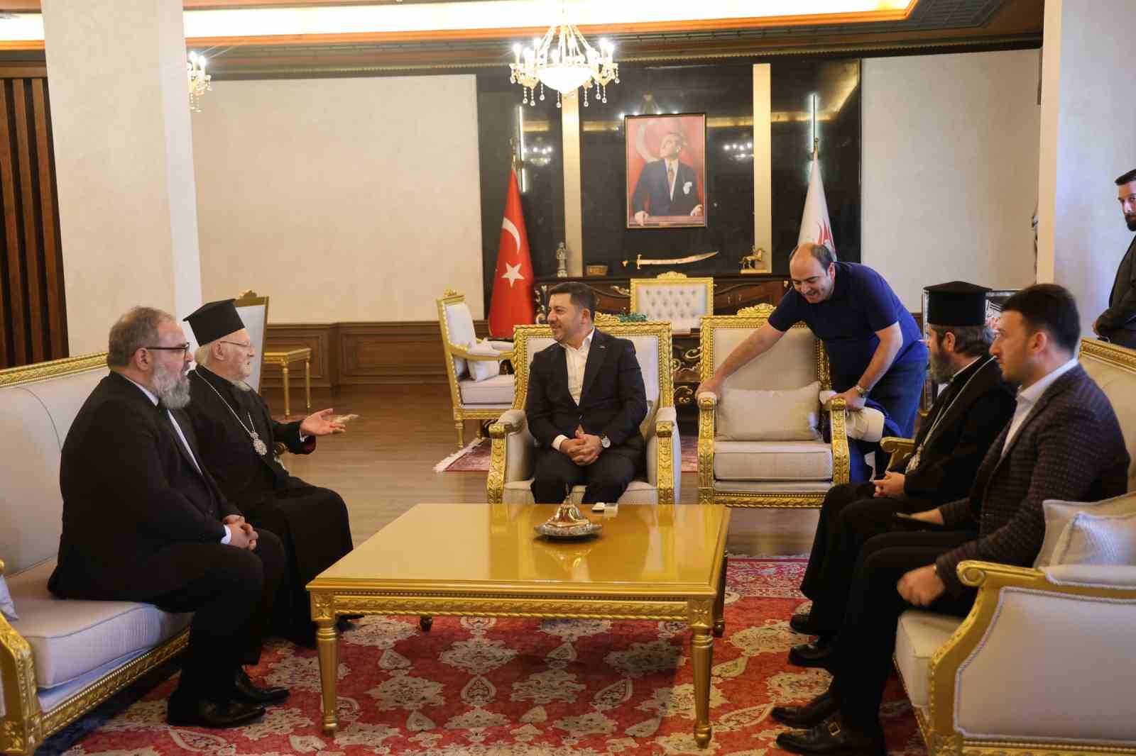 fener rum patrigi bartholomeos nevsehirde temaslarda bulundu 14 2ROEt71m