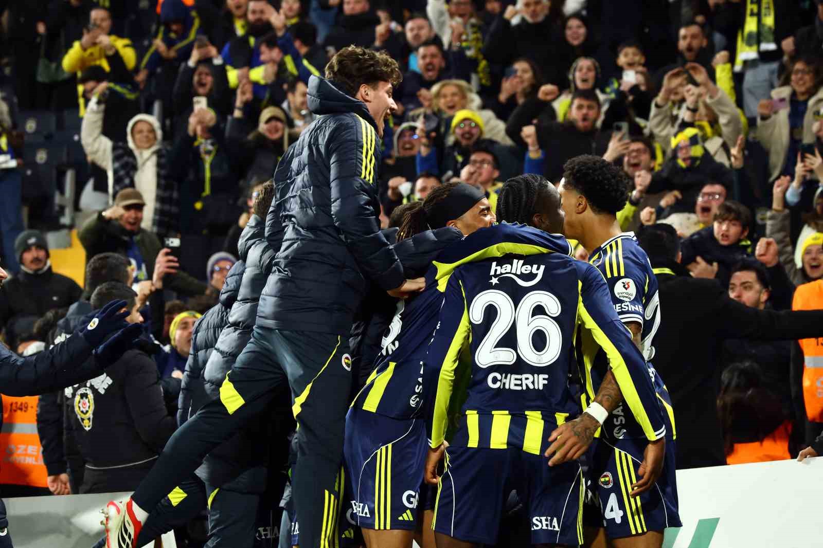 fenerbahce 4 mac sonra samsunsporu maglup etti 1 FTrWFAhf